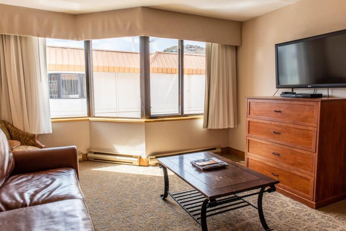 1Bd Suite 504 Perfect Location With Pool And Hot Tub Крестед-Бьютт Экстерьер фото